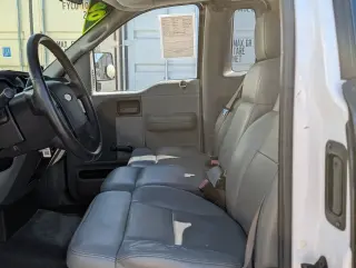 Ford F-150 2005 2dr Standard Cab XLT RWD Styleside 8 ft. LB