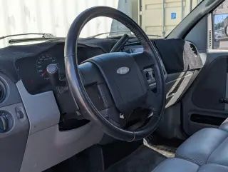 Ford F-150 2005 2dr Standard Cab XLT RWD Styleside 8 ft. LB
