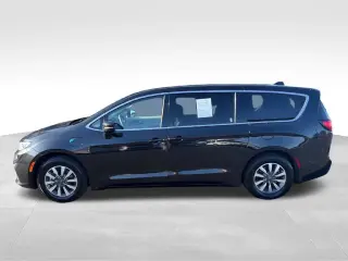 Chrysler Pacifica Plug-In Hybrid 2023 Touring L 4dr Mini-Van