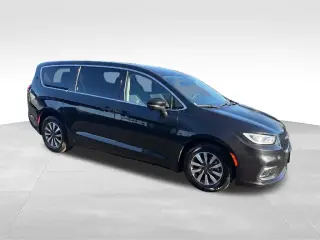 Chrysler Pacifica Plug-In Hybrid 2023 Touring L 4dr Mini-Van