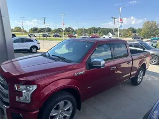 Ford F-150 2015 4x4 Platinum 4dr SuperCrew 6.5 ft. SB