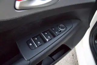 Forte Kia 2023 LXS sedán de 4 puertas