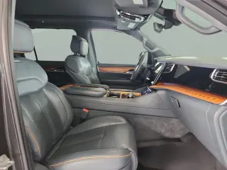 Jeep Grand Wagoneer 2022 4x4 Series II 4dr SUV