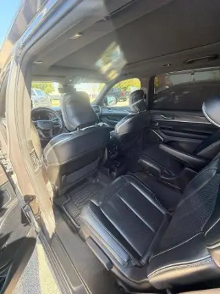 Jeep Grand Cherokee L 2021 4x4 Overland 4dr SUV