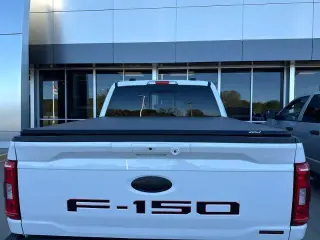 Ford F-150 2021 4x4 XLT 4dr SuperCrew con plataforma de 5.5 pies de largo, SuperCruza.