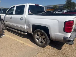 Chevrolet Silverado 1500 2016 4x2 LT Cabina de Tripulación 5.8 ft. SB 4 puertas