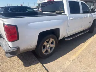 Chevrolet Silverado 1500 2016 4x2 LT Cabina de Tripulación 5.8 ft. SB 4 puertas