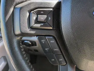 Ford F-150 2018 4x4 XLT 4dr SuperCrew 5.5 ft SB