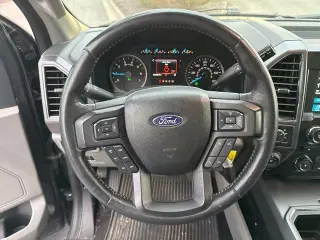 Ford F-150 2017 4x4 XLT 4dr SuperCrew con cabina de 5.5 m.