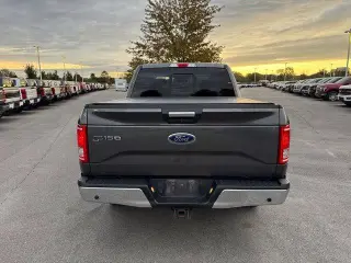 Ford F-150 2017 4x4 XLT 4dr SuperCrew con cabina de 5.5 m.