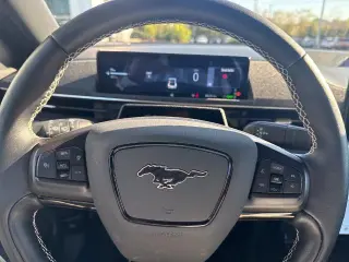 Ford Mustang Mach-E 2025 AWD GT SUV 4 puertas
