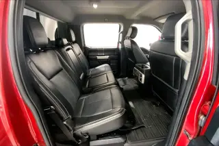 Ford F-250 Super Duty 2021 4x4 Lariat 4dr Crew Cab 6.8 ft. SB Pickup