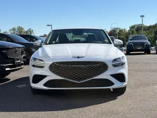 Genesis G70 2023 2.0T 4dr Sedán