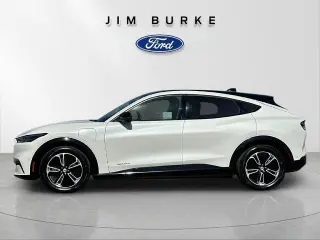 Ford Mustang Mach-E 2023 Premium 4DR SUV
