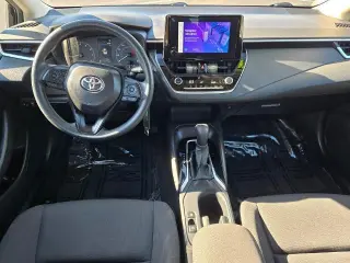 Toyota Corolla 2024 LE 4dr Sedán