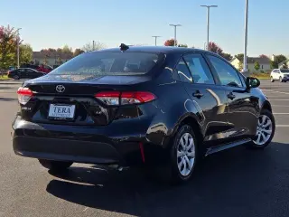 Toyota Corolla 2024 LE 4dr Sedán