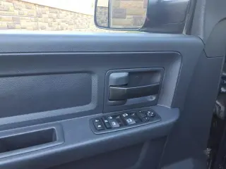 Ram 2500 2012 4x4 ST 4dr Crew Cab 6.3 ft. SB Pickup