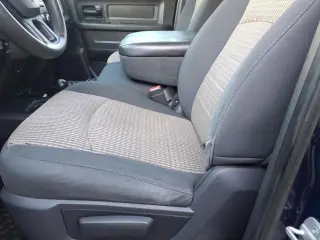 Ram 2500 2012 4x4 ST 4dr Crew Cab 6.3 ft. SB Pickup