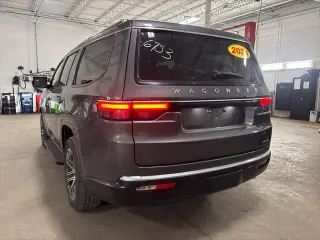 Jeep Wagoneer 2024 4x2 Serie II 4dr SUV