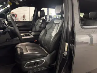 Jeep Wagoneer 2024 4x2 Serie II 4dr SUV