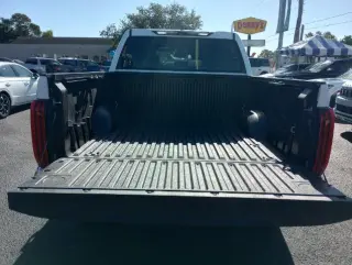 Toyota Tundra 2025 4x4 SR5 4dr CrewMax Cab Pickup SB