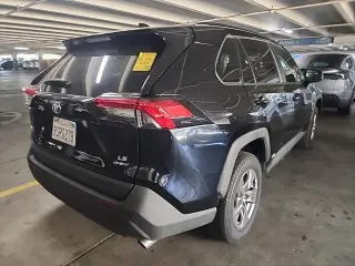 Toyota RAV4 Híbrido 2025 AWD LE 4dr SUV