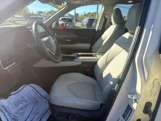Toyota Grand Highlander 2024 AWD XLE 4dr SUV