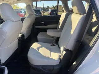 Toyota Grand Highlander 2024 AWD XLE 4dr SUV