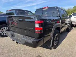 Nissan Frontier 2024 4x4 PRO-4X 4dr Cabina de Crew 5 ft. SB