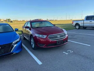 Ford Taurus 2018 SEL 4dr Sedán