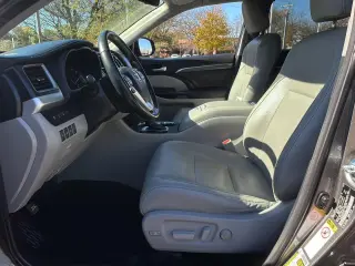 2017 Toyota Highlander