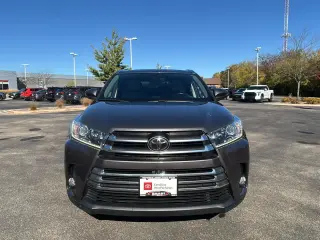 2017 Toyota Highlander