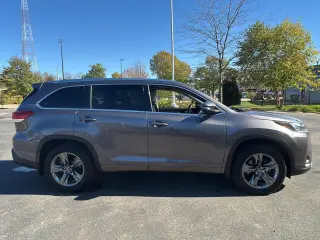 2017 Toyota Highlander
