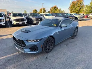 Ford Mustang 2024 GT Premium 2d Fastback