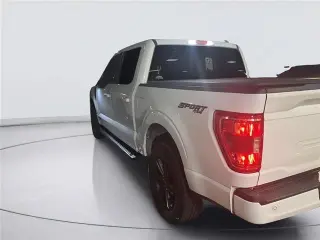 Ford F-150 2022 4x4 XLT 4dr SuperCrew 5.5 ft. SB