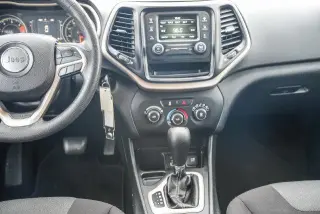 Jeep Cherokee 2018 Latitude 4dr SUV