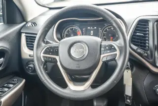 Jeep Cherokee 2018 Latitude 4dr SUV