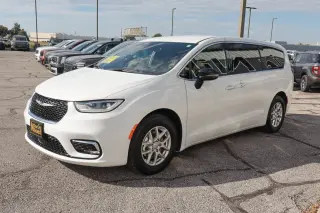 2026 Chrysler Pacifica