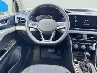Volkswagen Taos 2023 SE 4dr SUV