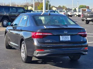 Volkswagen Jetta 2024 SE 4dr Sedan
