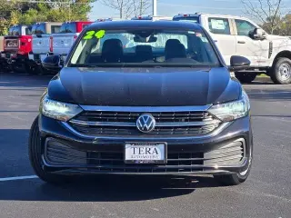 Volkswagen Jetta 2024 SE 4dr Sedan