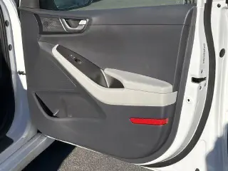 Hyundai IONIG Híbrido 2021 SE 4dr Hatchback