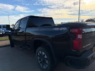 Chevrolet Silverado 2500HD 2022 4x4 Custom 4dr Crew Cab SB