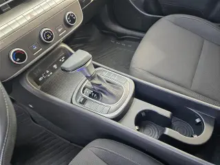 Hyundai KONA 2025 SE 4dr Crossover