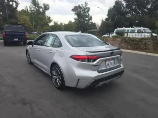 Toyota Corolla 2021 XSE 4dr Sedán