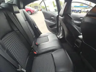 Toyota Corolla 2021 XSE 4dr Sedán