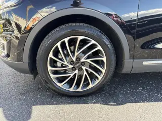 Lincoln Nautilus 2019 Reserve 4dr SUV
