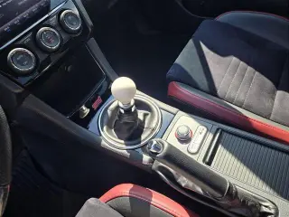 Subaru WRX 2021 con tracción en las ruedas AWD Sedán de 4 puertas