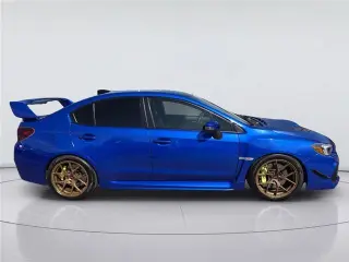 Subaru WRX 2021 con tracción en las ruedas AWD Sedán de 4 puertas