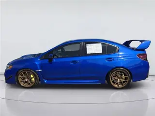Subaru WRX 2021 con tracción en las ruedas AWD Sedán de 4 puertas